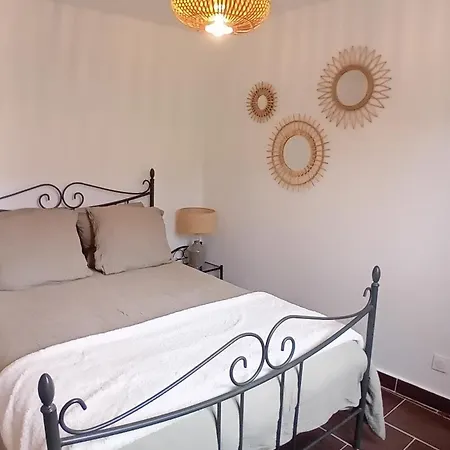 Holiday home Mini-maison Independante Vue Montagne- Corse Poggio-Marinaccio